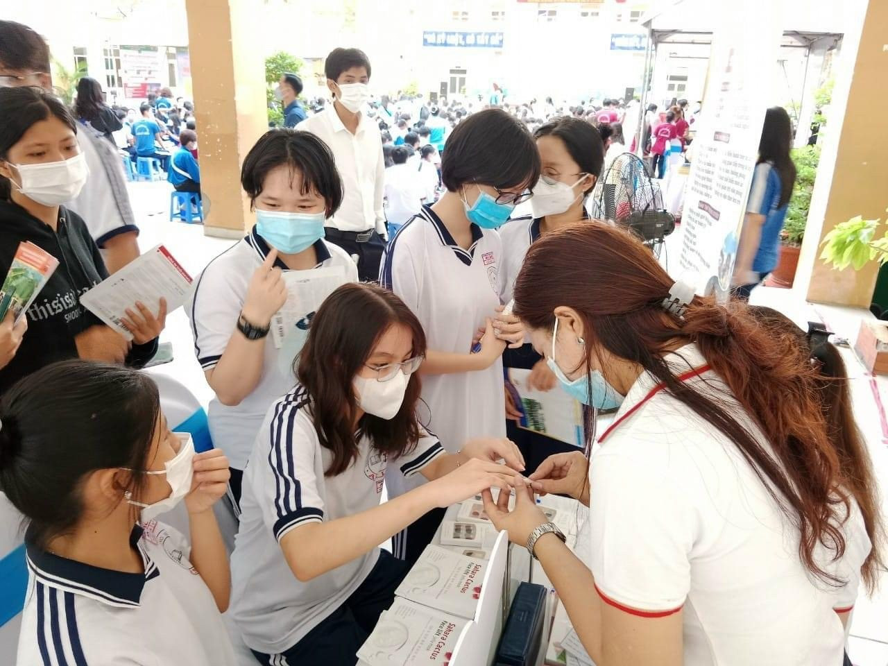 "THỜI HOÀNG KIM" CỦA IELTS SẮP QUA VÌ QUY CHẾ TUYỂN SINH THAY ĐỔI?
