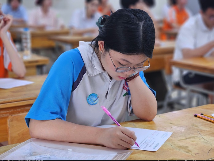 BỘ GD&ĐT: ĐỀ THI TỐT NGHIỆP THPT NĂM 2025 KHÓ CÓ THỂ DO NHIỀU NGUYÊN NHÂN