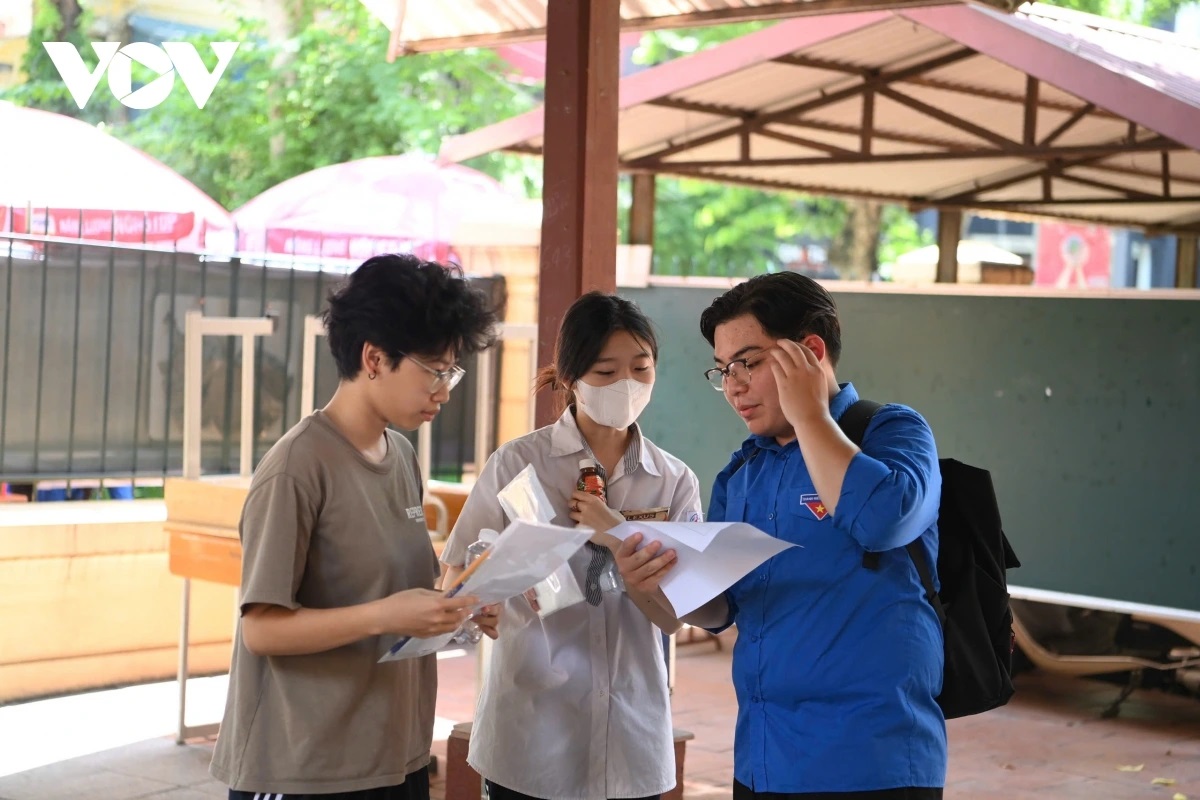 BỘ GD&ĐT KHẢO SÁT BỎ XÉT TUYỂN HỌC BẠ, SIẾT NGUYỆN VỌNG ĐỂ NÂNG CAO CHẤT TUYỂN SINH