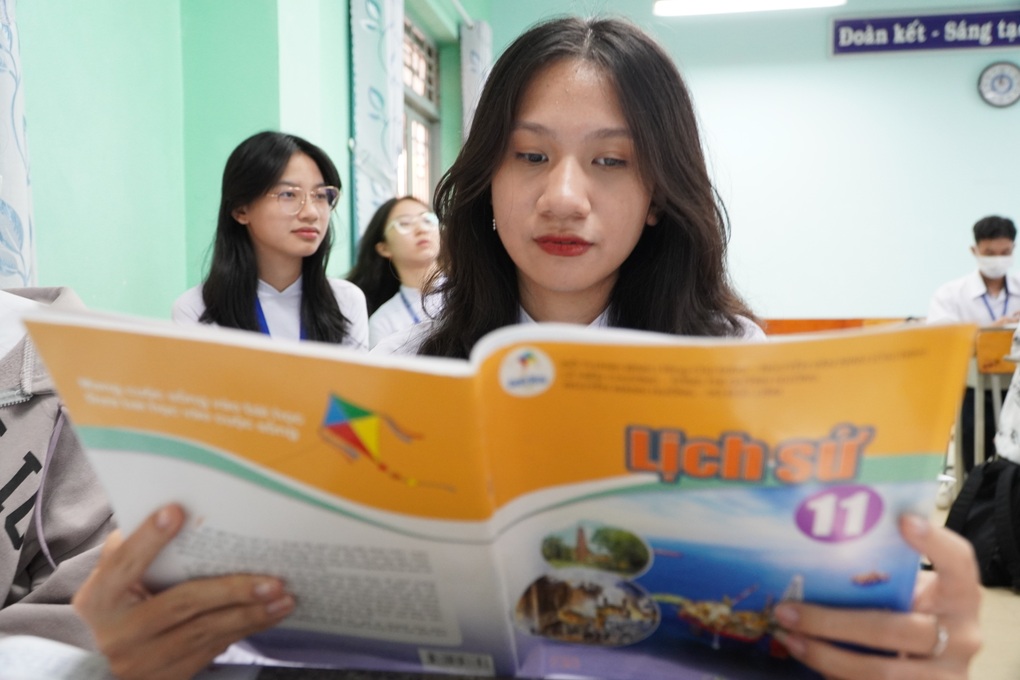 sach giao khoa tay thanh huyen nguyen 1758152566568