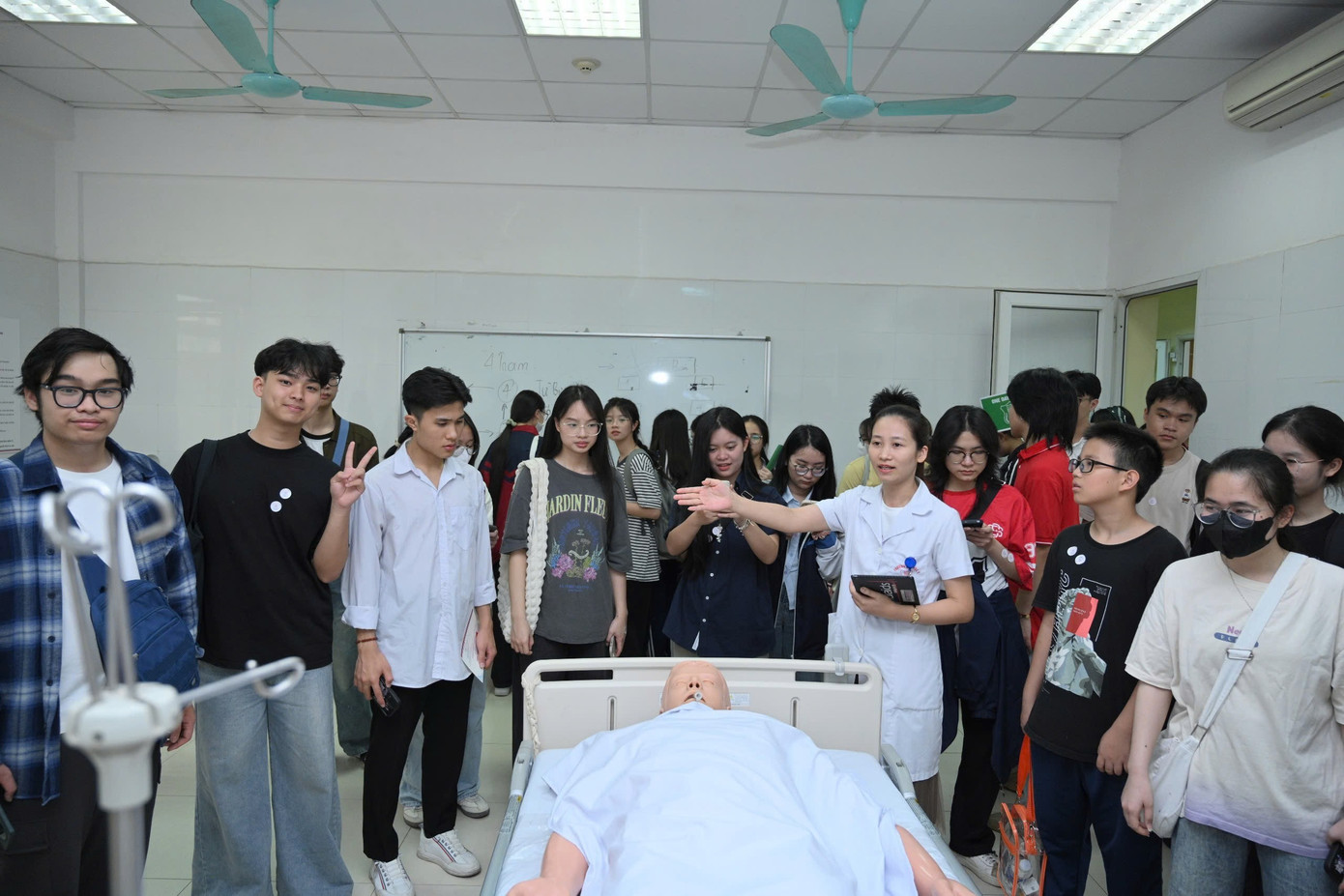 TUYỂN SINH ĐẠI HỌC NĂM 2026: NỞ RỘ MỞ NGÀNH MỚI VỀ CÔNG NGHỆ