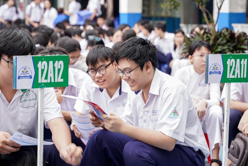 BÙNG NỔ LOẠT NGÀNH HỌC MỚI MÙA TUYỂN SINH ĐẠI HỌC NĂM 2026