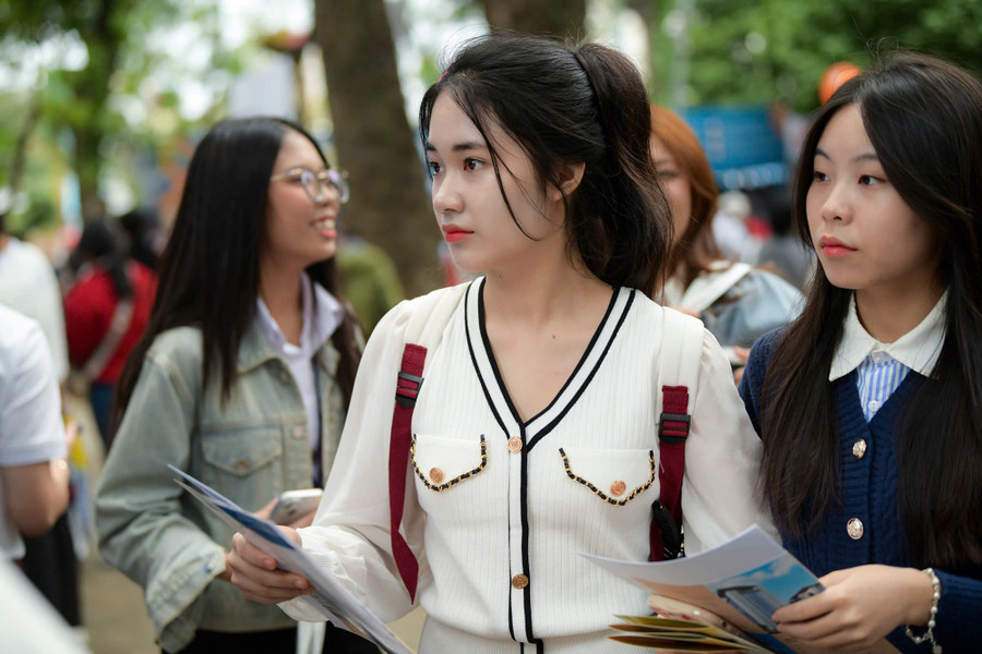 TUYỂN SINH ĐẠI HỌC NĂM 2026: ĐỔI CÁCH XÉT TUYỂN, THÍ SINH KHÔNG THỂ CHỦ QUAN