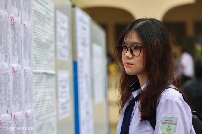 IELTS TỪ "TẤM VÉ ƯU TIÊN" ĐẾN CUỘC ĐUA GÂY TRANH CÃI