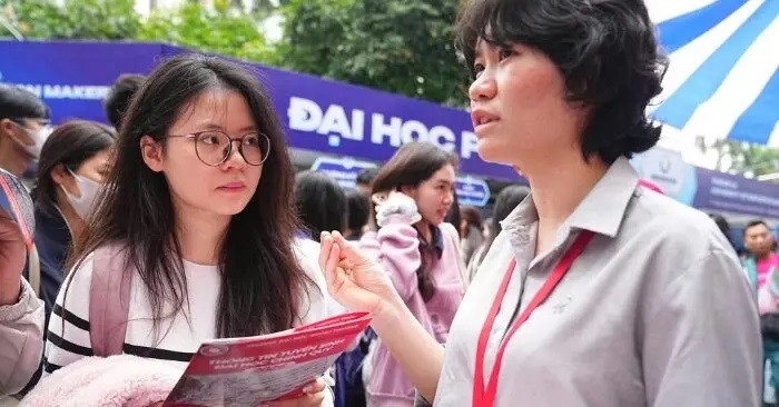 TUYỂN SINH ĐẠI HỌC 2026: NHIỀU TRƯỜNG "TRẢI THẢM ĐỎ" MỜI THÍ SINH