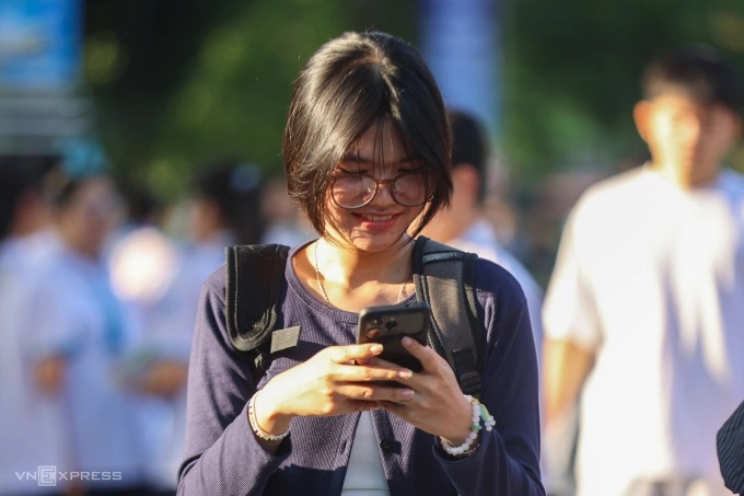 LOẠT ĐẠI HỌC QUY ĐỔI IELTS 4.0 - 4.5 THÀNH 6-9 ĐIỂM TIẾNG ANH