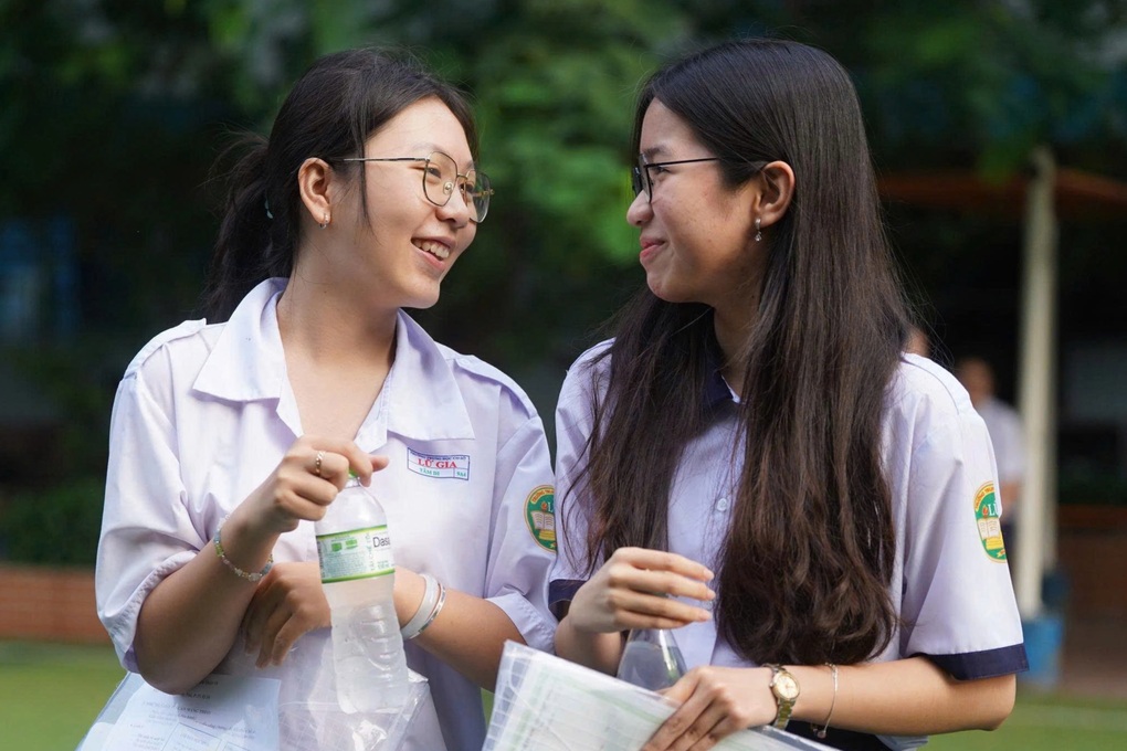 GẦN MỘT NỬA THÍ SINH TP HCM CHỌN MÔN NGOẠI NGỮ Ở KỲ THI TỐT NGHIỆP THPT