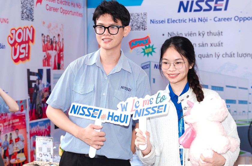 NHÌN TỪ DỮ LIỆU 2025 - TUYỂN SINH 2026 SẼ KHÔNG CÒN CHỖ CHO NHỮNG LỰA CHỌN CẢM TÍNH?